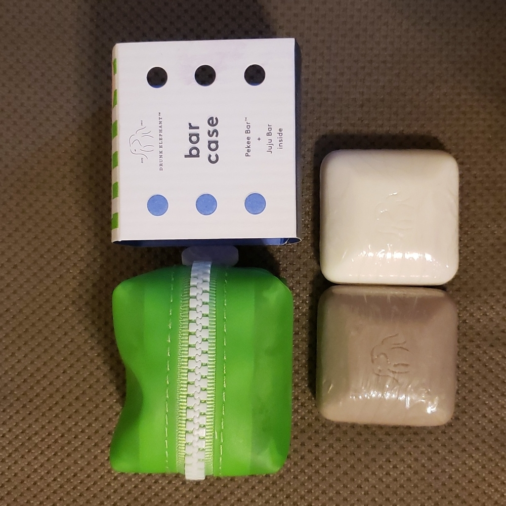 drunk elephant bar case with Pekee Bar and Juju Bar